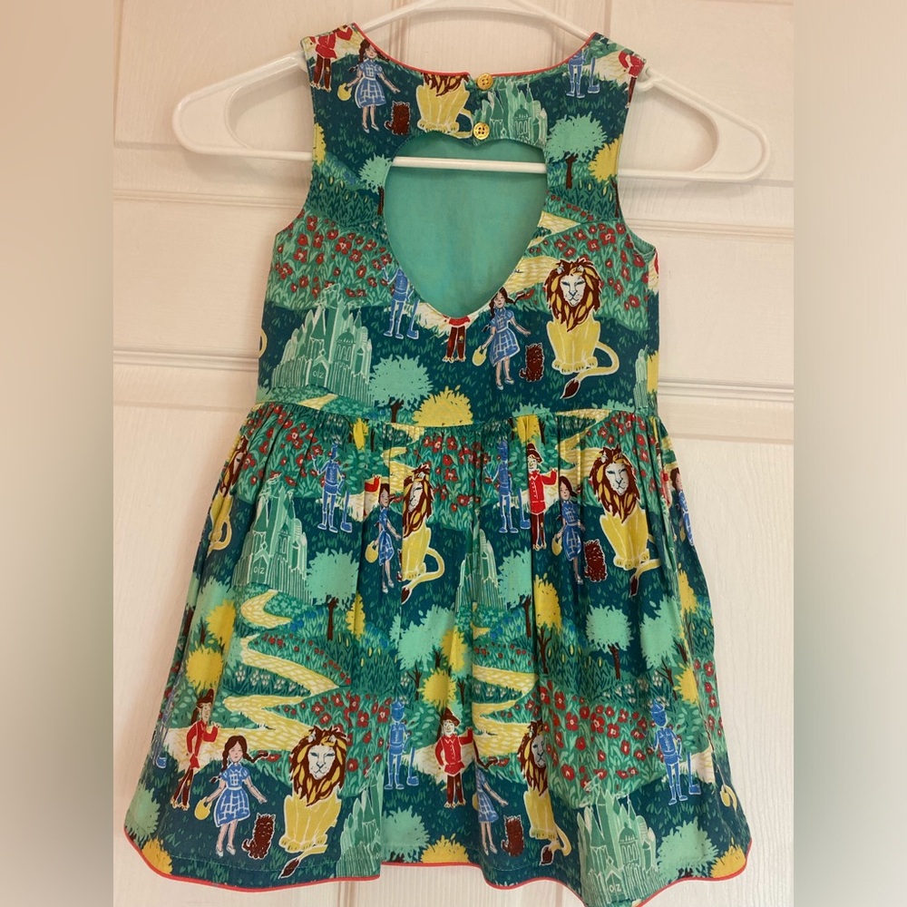 Emerald Wizard of Oz Print Girls Dress Genuine kids Oshkosh Dorothy Tin Man Lion - Picture 2 of 13